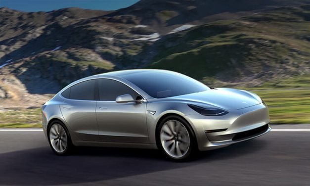 Kezdetét veszi a Tesla Model 3 autók átadása a vásárlóknak