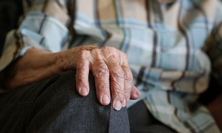 Magyarkanizsa: Illegális idősek otthona miatt tartóztatták le őket
