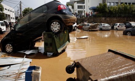Hatalmas áradások a görög fővárosban