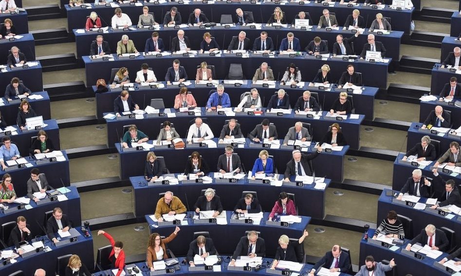 <span class="entry-title-primary">Az Európai Parlament a Sargentini-jelentésről vitázik</span> <span class="entry-subtitle">Felszólalások percről percre</span>