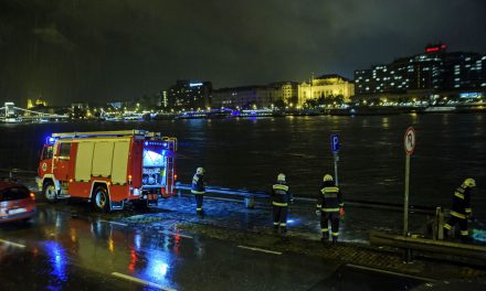Hajóbaleset Budapesten – Hét ember meghalt (Fotók)