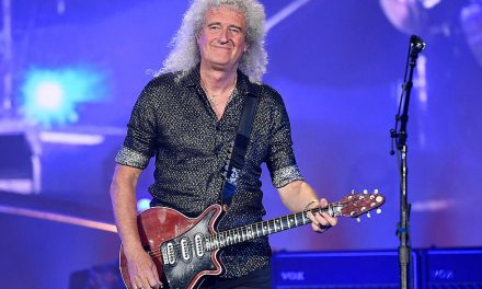 Szívrohamon esett át Brian May, a legendás Queen gitárosa (videó)