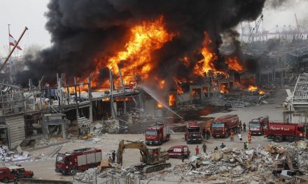 Ismét lángokban a bejrúti robbanás helyszíne (Videó)