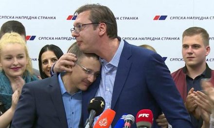 Stefanović: Hálás vagyok Vučićnak, amiért megemelte a hadsereg tagjainak fizetését
