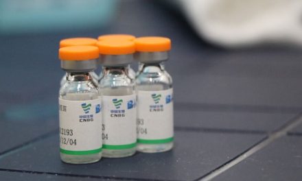 Ingyenes antitest vizsgálat a kínai vakcinával oltottaknak
