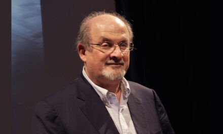 <span class="entry-title-primary">A Rushdie elleni merénylet világvisszhangja</span> <span class="entry-subtitle">Rendkívüli lapszemlénk</span>
