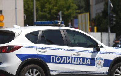 Nekiütközött BMW-jével egy teherautónak, majd videóban dicsekedett azzal, hogy mi is történt