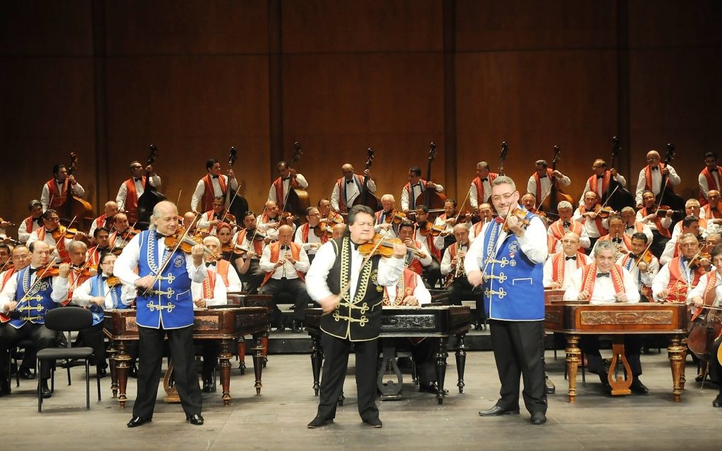 <span class="entry-title-primary">Újvidéken koncertezik a 100 Tagú Cigányzenekar</span> <span class="entry-subtitle">Újvidék, Vojvodina Sport- és Üzletközpont, 2016. november 26., Kezdés: 20.00</span>