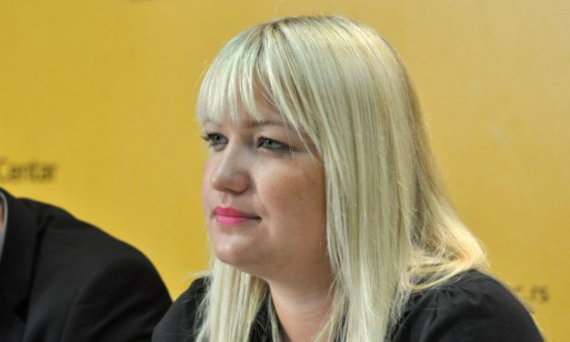 Vučić ítéletet mondott, legitimitást adott a verőlegényeknek
