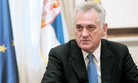 Államiságnapi bomba: Nikolić is indul az elnökválasztáson (?)