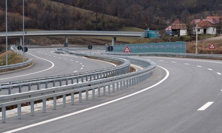 Plusz tízmillió euró közpénz 48 kilométer autópályára