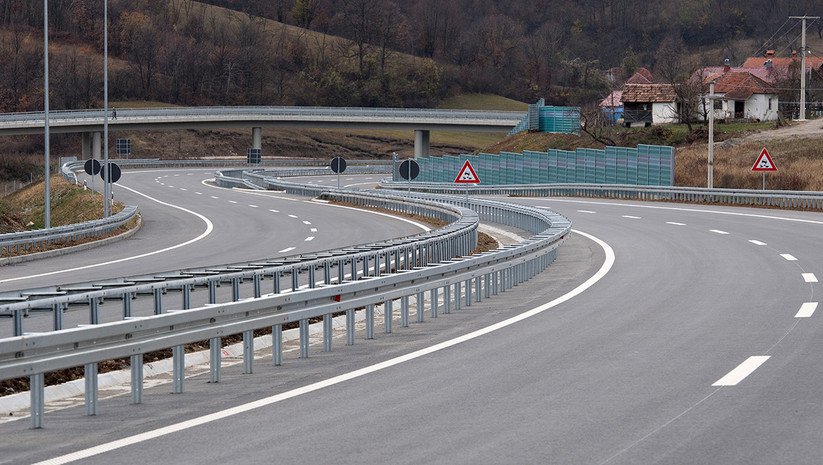 Plusz tízmillió euró közpénz 48 kilométer autópályára