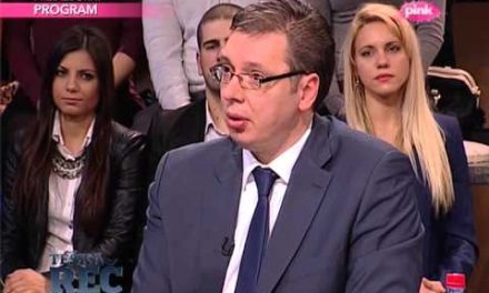 <span class="entry-title-primary">Vučić akár még le is mondhat… ha úgy hozza úri kedve</span> <span class="entry-subtitle">„Ha elvesztem az elnökválasztást, kormányfő sem leszek tovább” – mondta egy tévéműsorban</span>