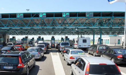 Többórás várakozás a horgosi autópálya-határátkelőnél