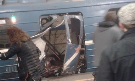 Robbanás történt a szentpétervári metróban (VIDEÓ)