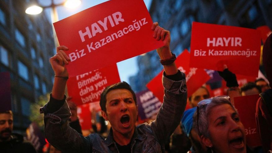 Törökország: Letartóztatják a tüntető ellenzékieket