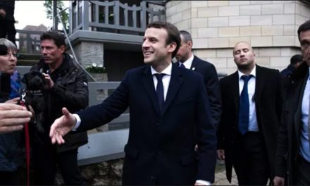 Örül Ön Emmanuel Macron választási győzelmének?