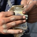 Ezrek maradnak munka nélkül és sebezhető a gazdaság