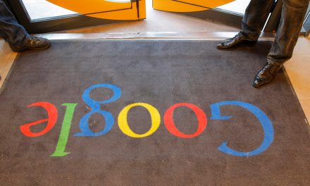 Másfél milliárd eurós bírság a Google-nak