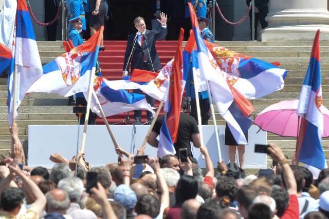Vučić még egyszer megünnepli elnökké válását