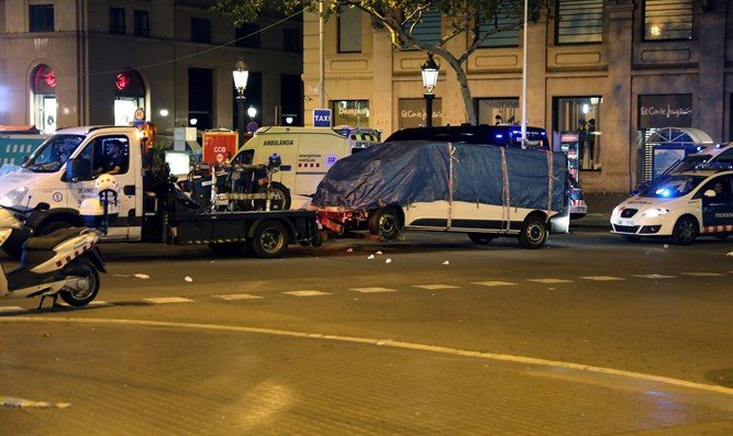 Lelőtték a barcelonai gázolót a spanyol terrorelhárítás szerint