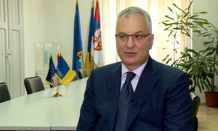 Šutanovac: Ma csak az SNS tagjai élnek jobban Szerbiában