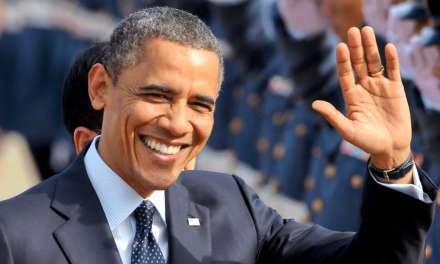 Barack Obama volt amerikai elnök visszatér a politikába