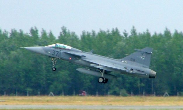 <span class="entry-title-primary">Megint riasztották a Gripeneket</span> <span class="entry-subtitle">Vadászgépekkel a légiforgalmi bombafenyegetéssel szemben?</span>