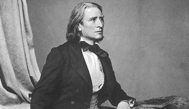 <span class="entry-title-primary">A zseni kötelez</span> <span class="entry-subtitle">206 éve született Liszt Ferenc</span>