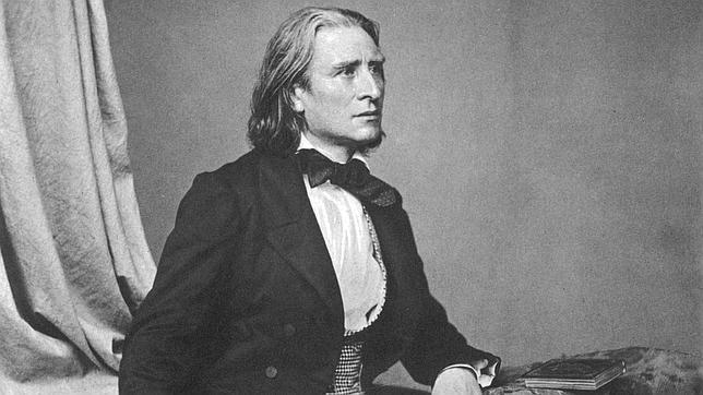 <span class="entry-title-primary">A zseni kötelez</span> <span class="entry-subtitle">206 éve született Liszt Ferenc</span>