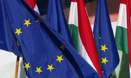 Európai politikusok: Az EU ne folyósítson pénzt a magyar kormánynak