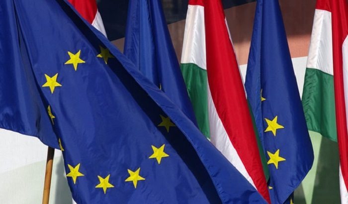 A kormány szerint jelentős összegek kifizetésével adós Magyarországnak az Európai Bizottság