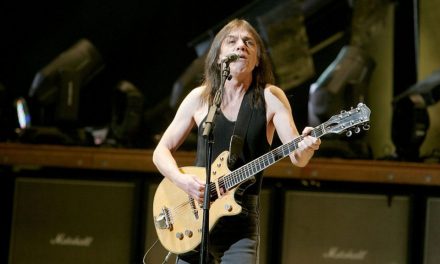 Elhunyt Malcolm Young