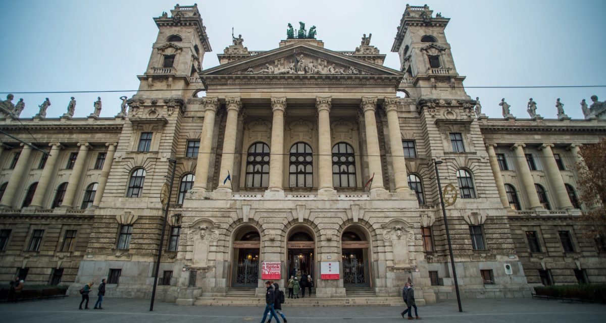 Bezárt a budapesti Néprajzi Múzeum