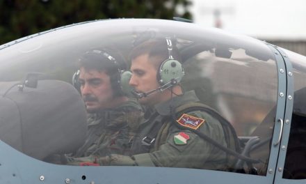 Újraindul a magyar pilótaképzés