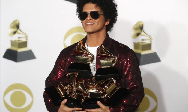 Bruno Mars tarolt a 60. Grammy-gálán