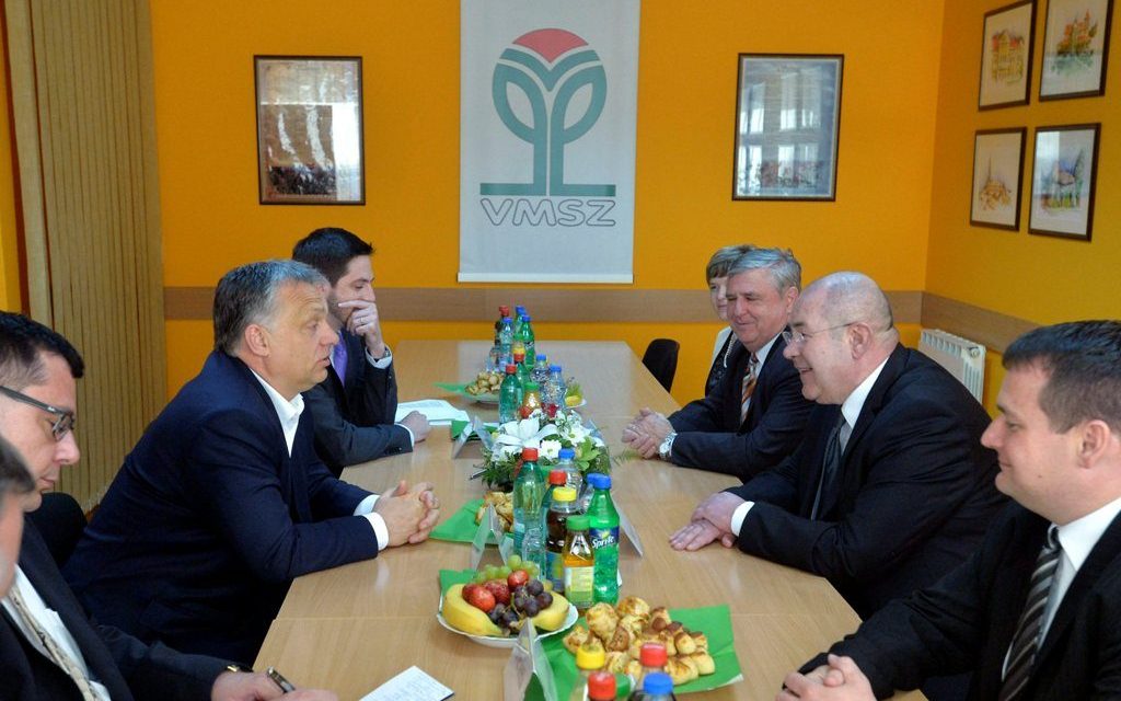 A Fidesz szövetségeséhez bekötött szervezet kezeli a Vajdaságba irányuló 65 milliárdos magyar állami támogatást