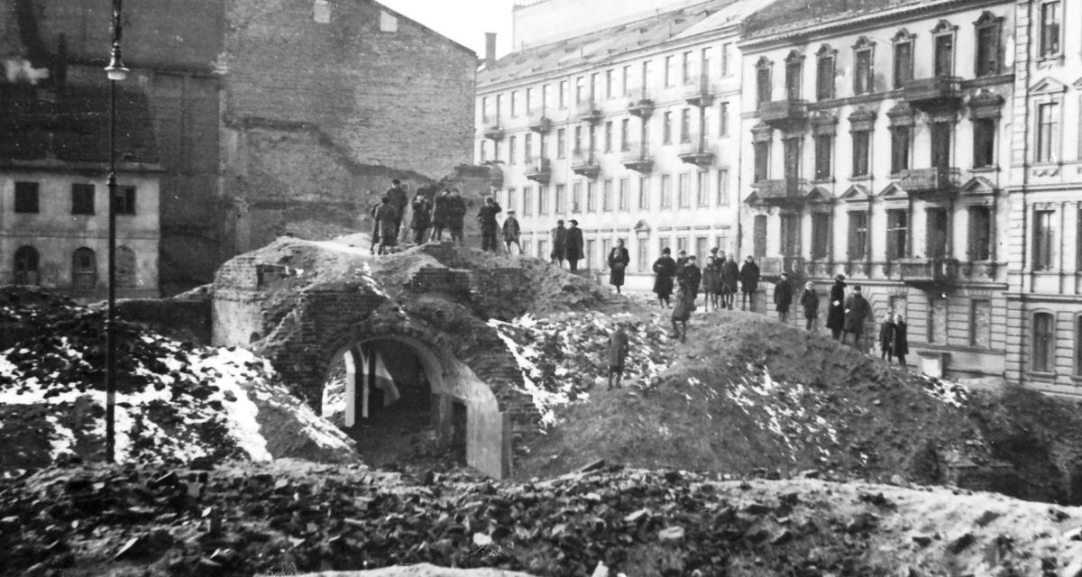 Műemlékké nyilvánítanák a megmaradt gettófal részeit Varsóban