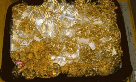 Hat kilogramm aranyat találtak a pénzügyőrök Röszkén