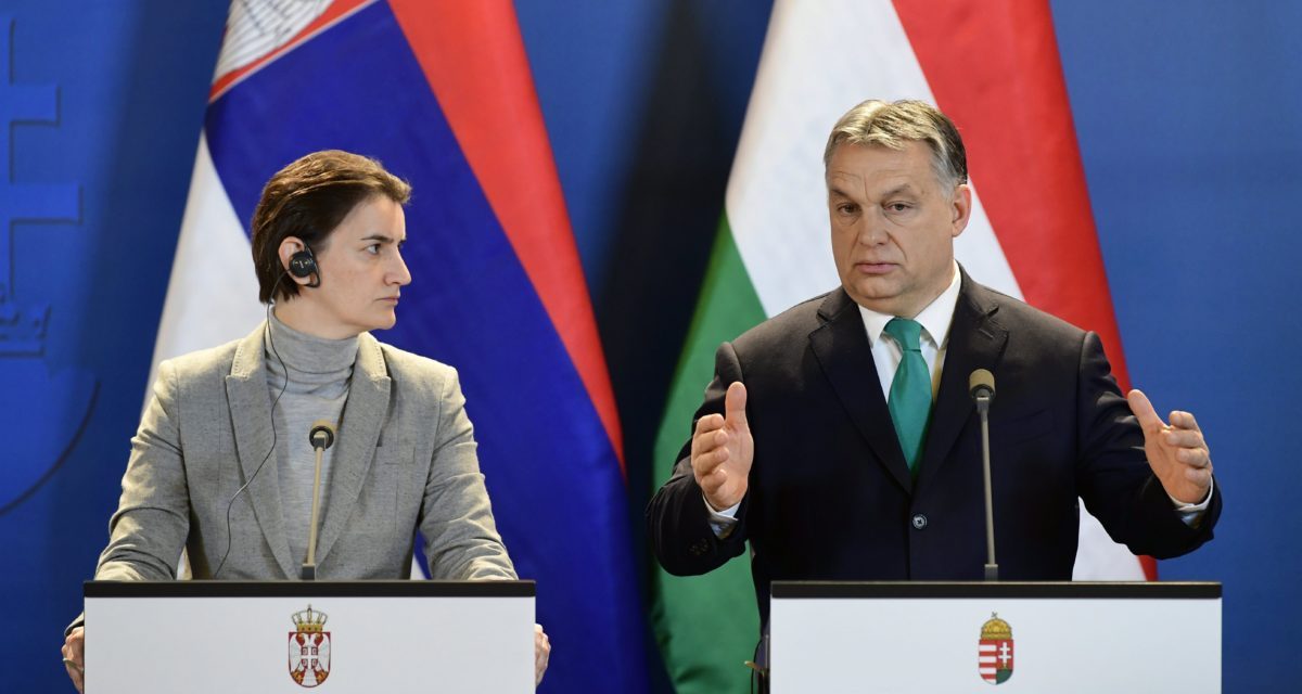 Orbán: Szerbiának és Magyarországnak együtt kell megvédeni határait