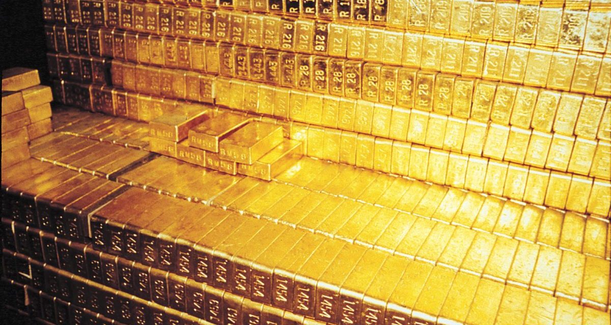 Mintegy három tonna aranyat szállítottak Londonból Budapestre