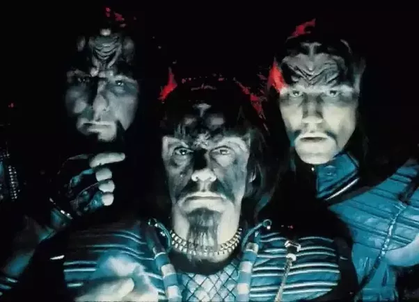 Ki akar megtanulni klingonul?