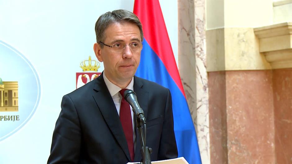 A DJB elnöksége benyújtotta lemondását a belgrádi eredmények miatt