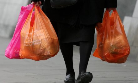 Magyarország is a műanyag zacskók betiltását tervezi