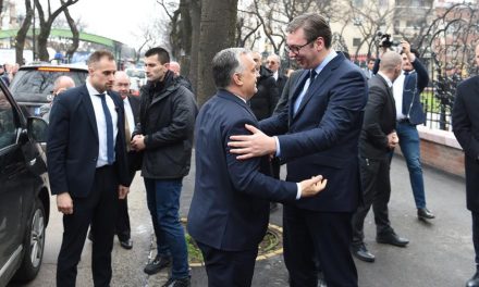 Vučić Orbánnal is tárgyalt a török fővárosban