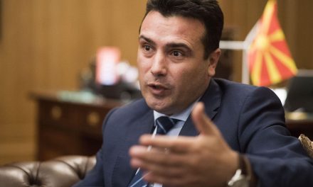 Előrehozott választásokat javasol az észak-macedón miniszterelnök