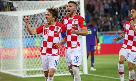 Horvátország kétgólos győzelemmel kezdett