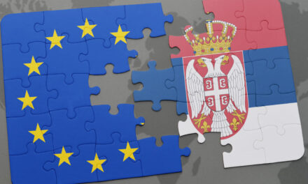 Az Európai Parlament azt kéri az EU-tól, hogy szakítsa meg a csatlakozási tárgyalásokat Szerbiával