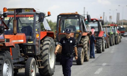 Csütörtökön ismét tüntetnek a gazdák