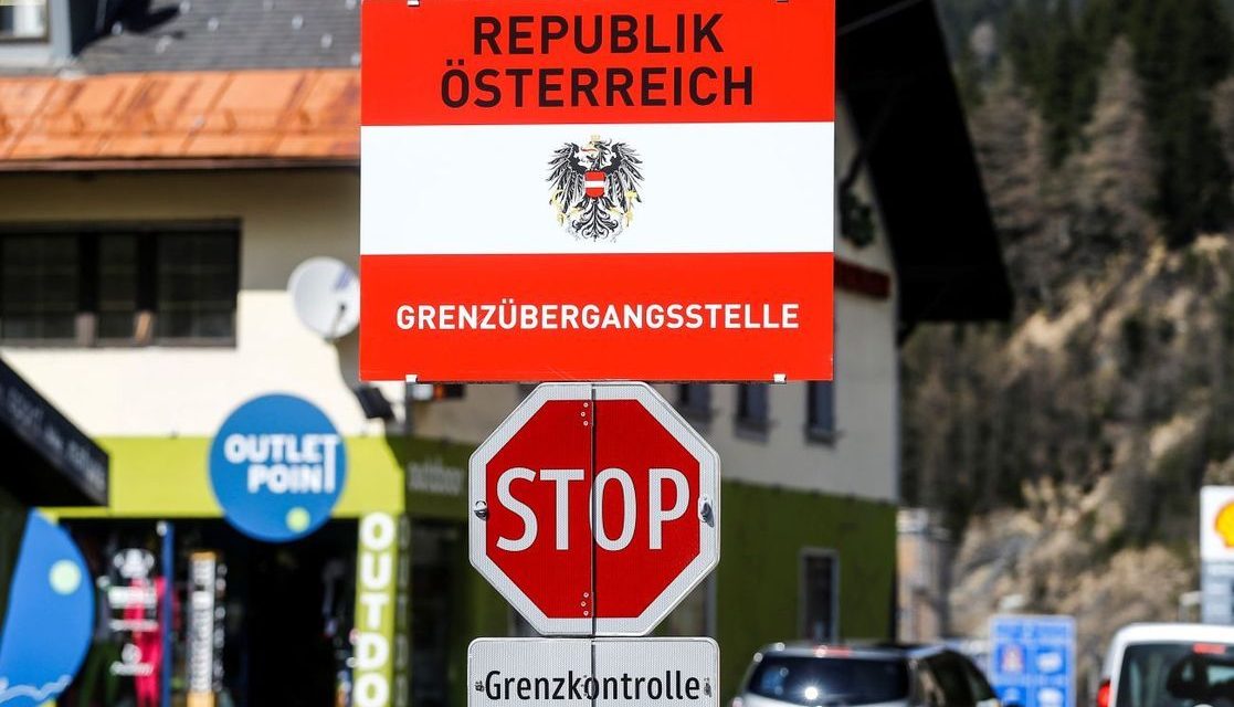 Kurz: Szükséges a Szlovénia és Ausztria közötti határellenőrzés bevezetése